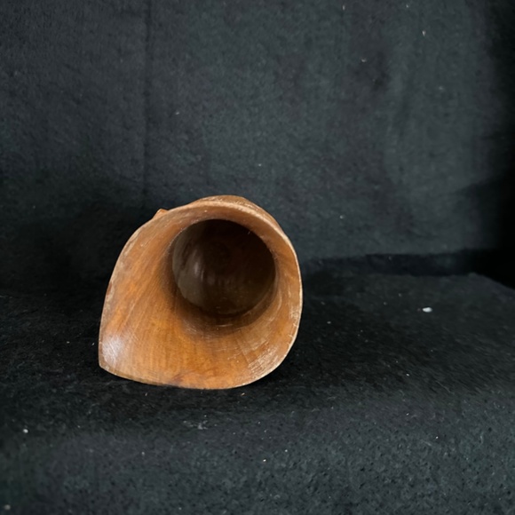 Oliv-Art, vintage hand carved vessel of a face. - Picture 5 of 6